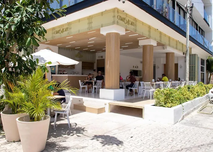 Quiet Mornings, 1br 2br Duplex, 2 Blue Flag Beaches 15 Min Walk, Free Entry, Sleeps 2-8, Full Induction Kitchen Wifi Ac Free Bikes, Markets & Minibus 10 Min, 5th Ave & Cenotes 20 Min, Ado Bus 30 Min, Free Street Parking Playa del Carmen