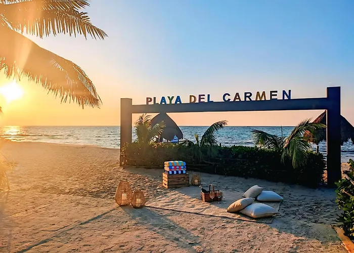 Quiet Mornings, 1br 2br Duplex, 2 Blue Flag Beaches 15 Min Walk, Free Entry, Sleeps 2-8, Full Induction Kitchen Wifi Ac Free Bikes, Markets & Minibus 10 Min, 5th Ave & Cenotes 20 Min, Ado Bus 30 Min, Free Street Parking Apartamento Playa del Carmen